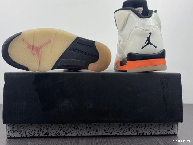 DC1060-100 Jordan Orange Retro 5 Total 0823